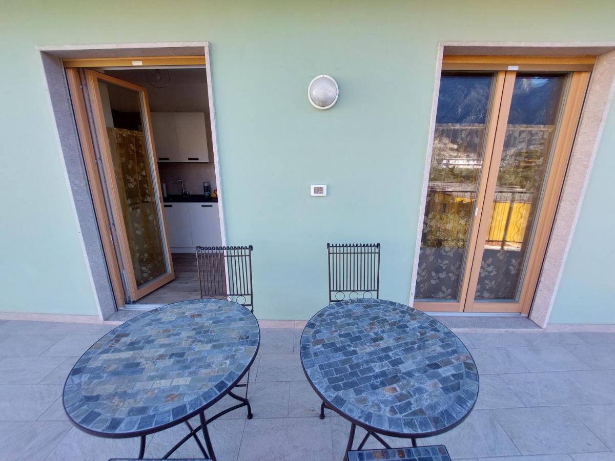 La Bougainville - Luxury Apartment Torbole Sul Garda Exterior foto