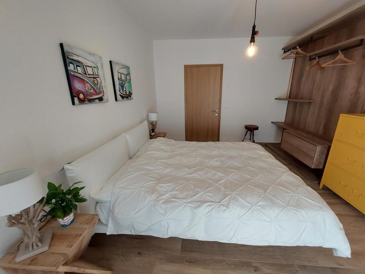 La Bougainville - Luxury Apartment Torbole Sul Garda Exterior foto